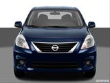 2013 Nissan Versa Low/wide front photo