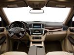 2013 Mercedes-Benz M-Class Dashboard, center console, gear shifter view photo