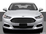 2013 Ford Fusion Low/wide front photo