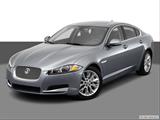 2013 Jaguar XF Front angle view photo