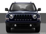 2014 Jeep Patriot Low/wide front photo