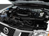 2013 Nissan Frontier King Cab Engine photo
