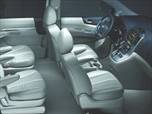 2007 Hyundai Entourage photo