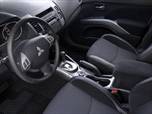 2010 Mitsubishi Outlander photo