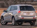 2014 Mitsubishi Outlander photo
