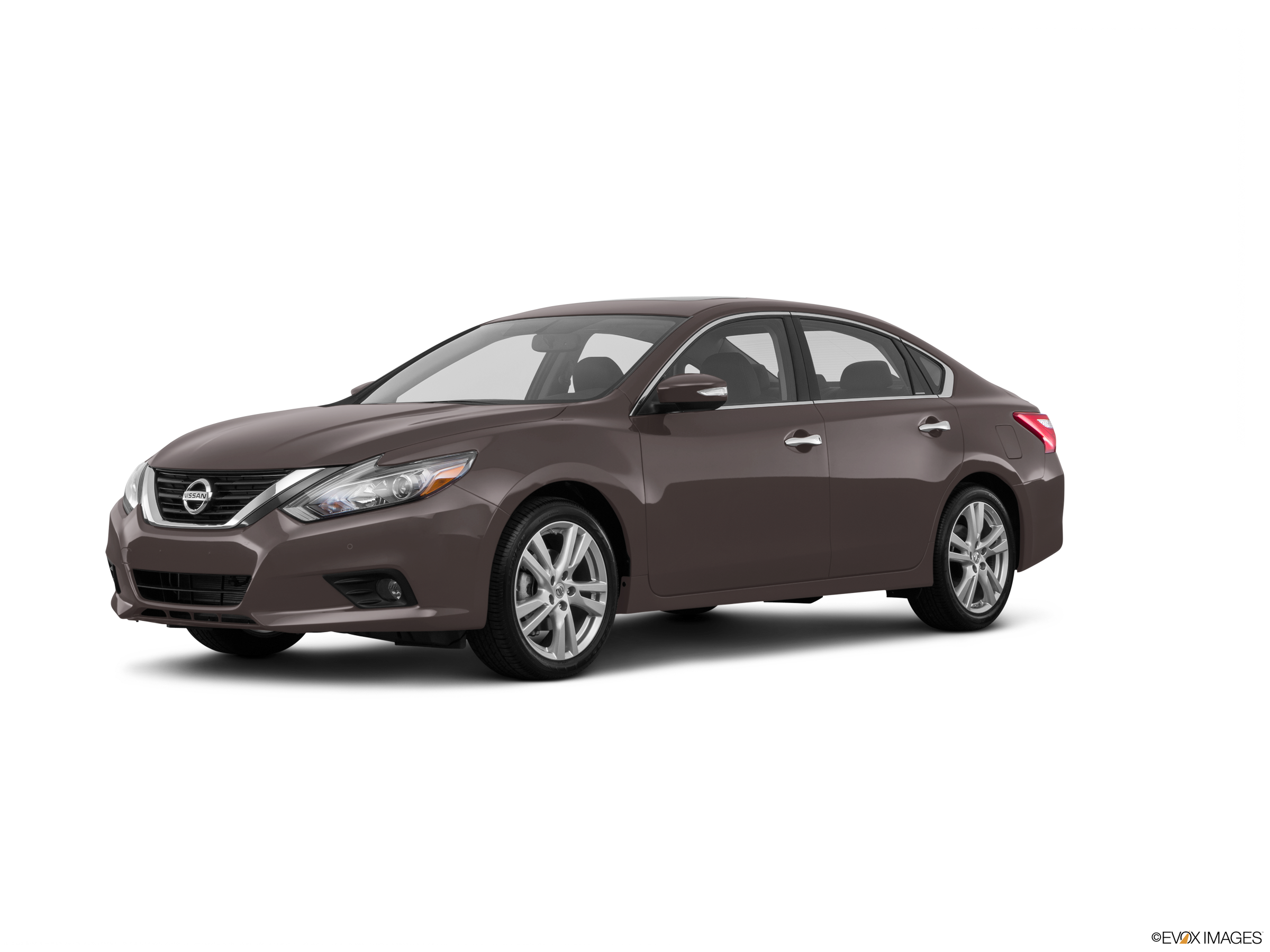 brown nissan altima 2017