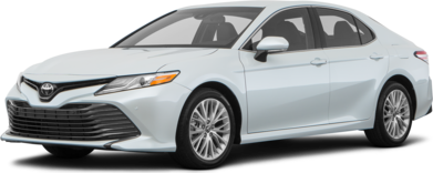 Toyota Camry XLE Sedan 4D
