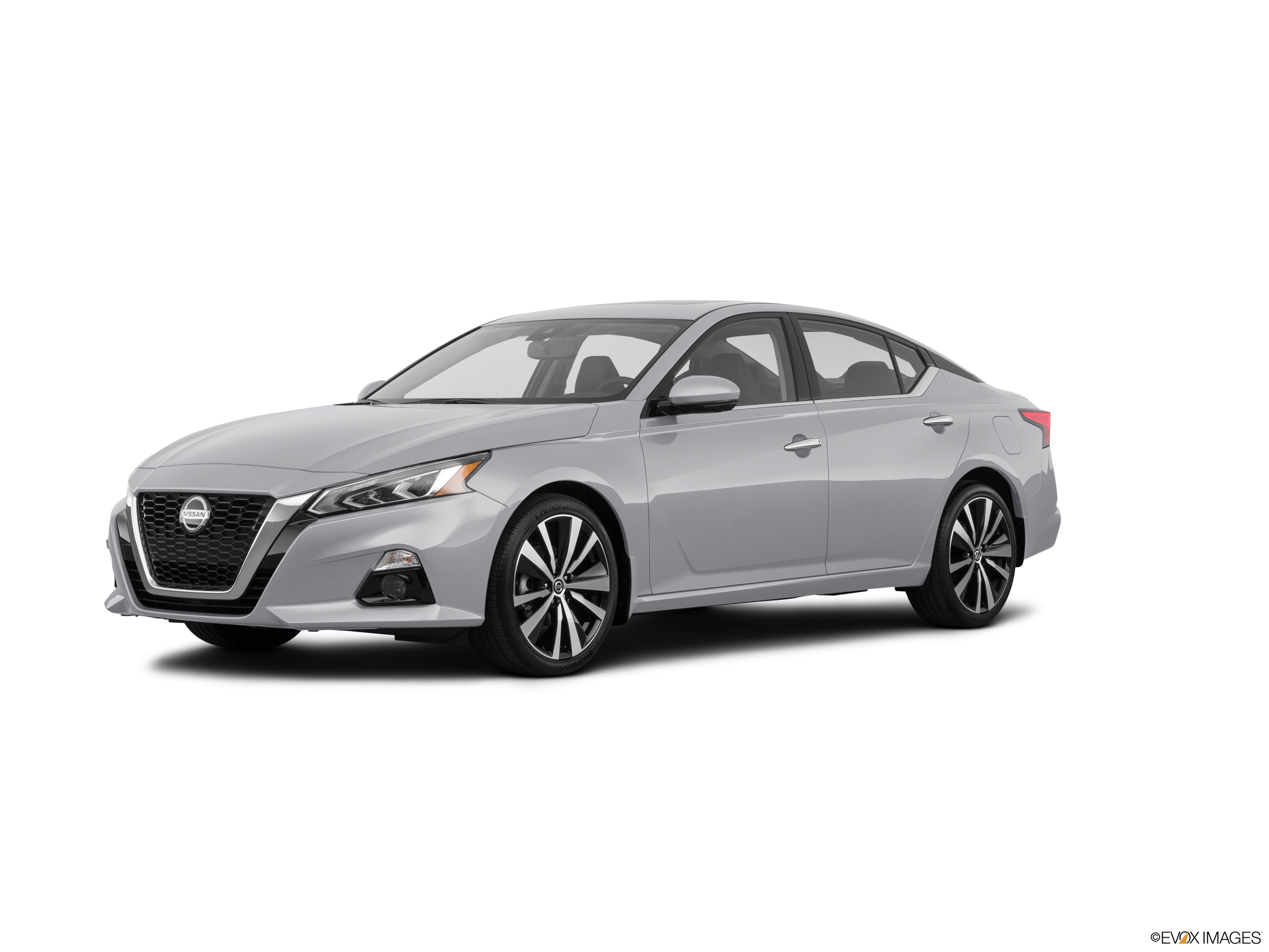 2019 nissan altima 2 door