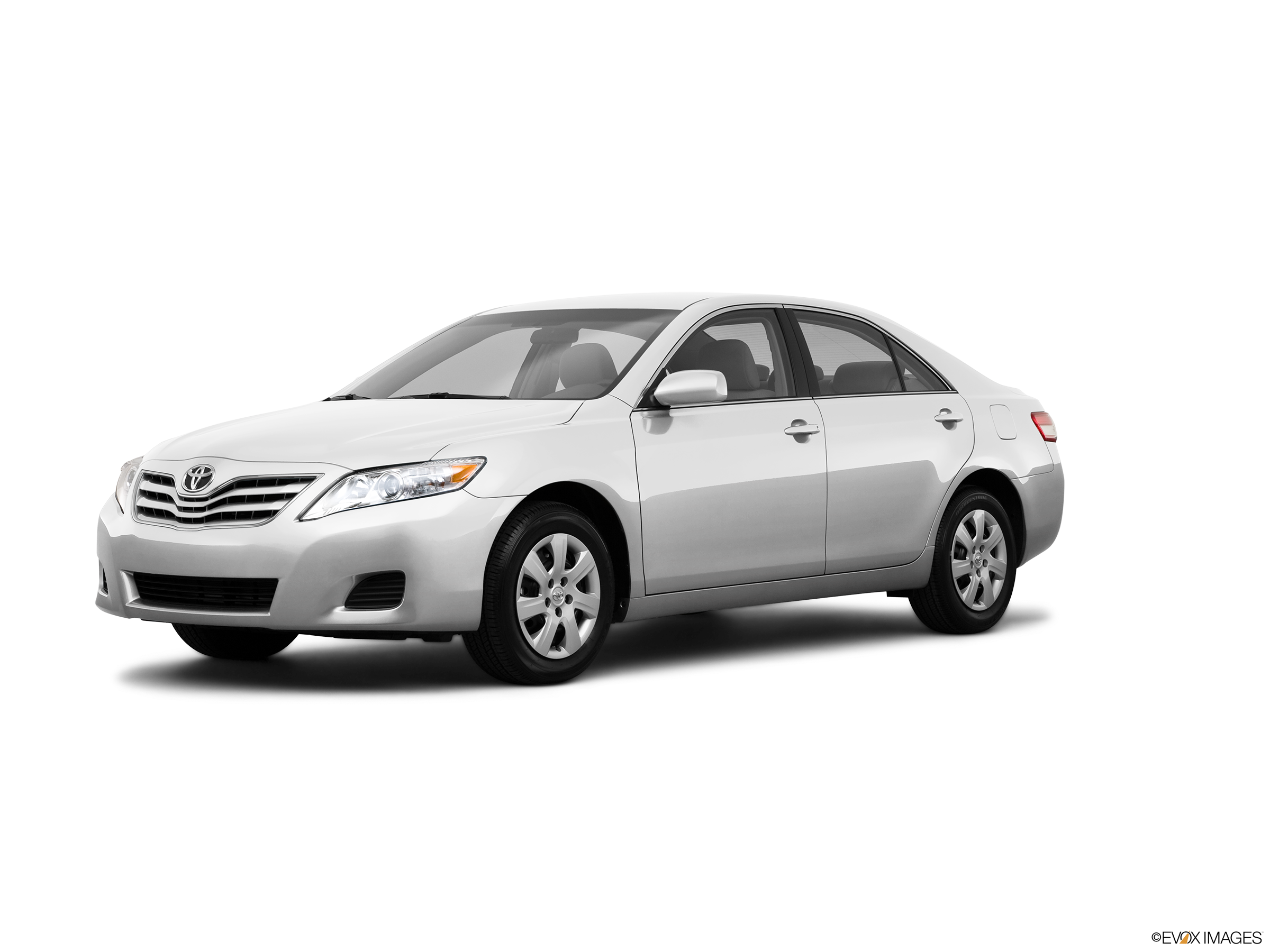Toyota camry 2010 года