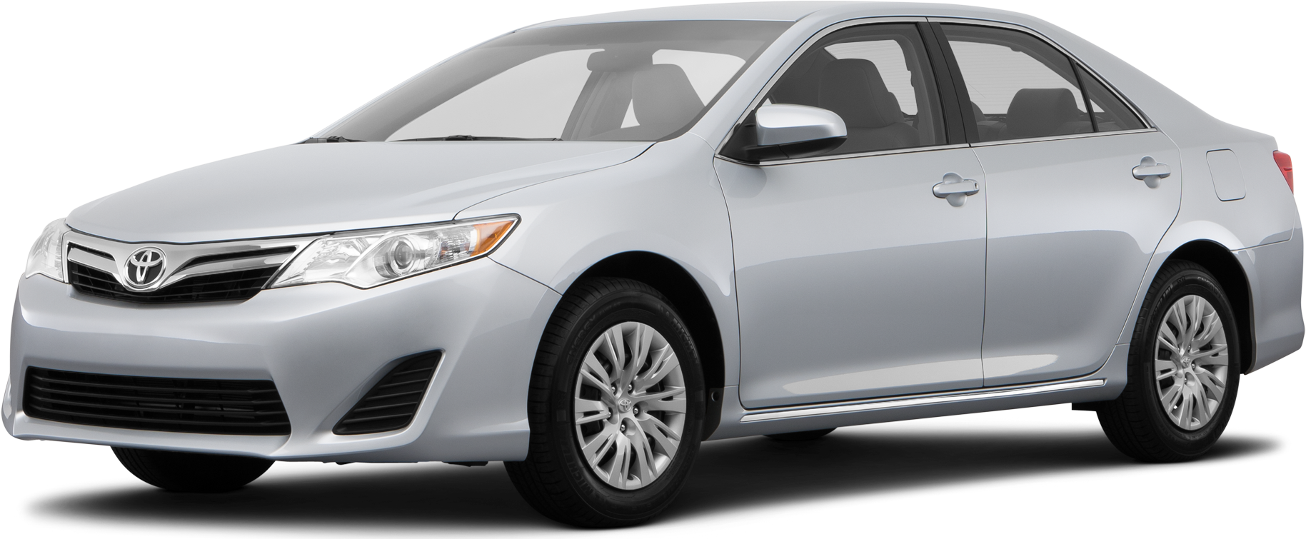 Camry LE Sedan 4D image