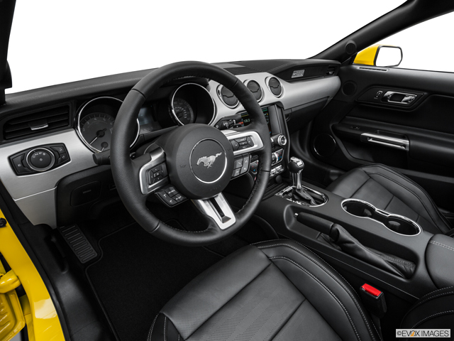 2015 Ford Mustang Interior: 0