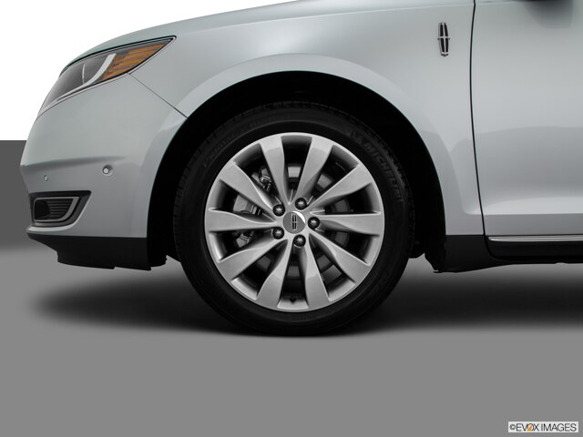 2016 Lincoln MKS Sedan 4D Price, Listings & Reviews | Kelley Blue Book