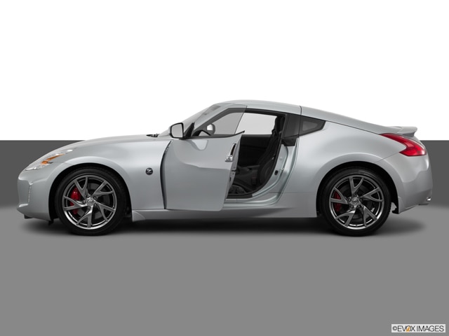 nissan 360z 2015