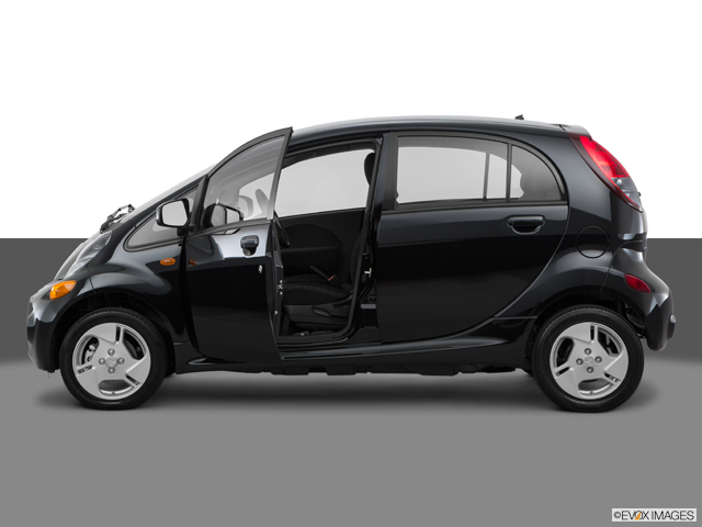 2016 Mitsubishi i-MiEV Price, Value, Depreciation & Reviews