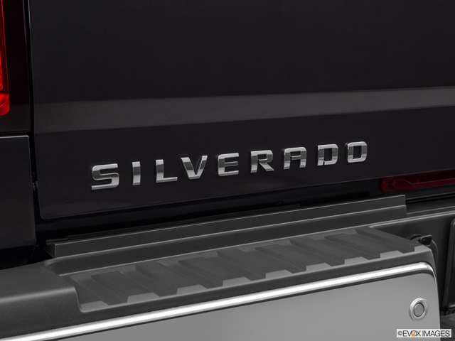 Greenlight Chevrolet Silverado 3500 HD Doppio Servizio 2016 - Scala 1:64 - Luce Verde