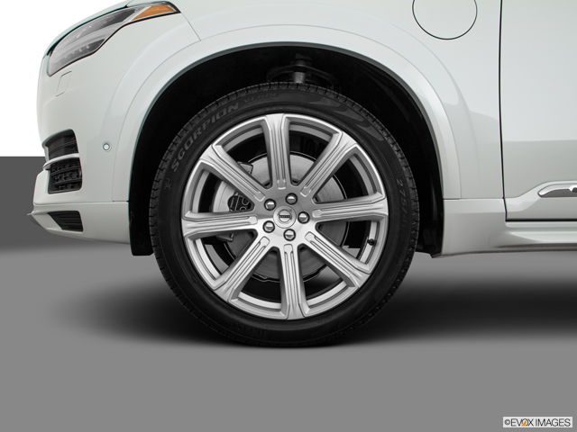 2018 Volvo XC90 T8 R-Design Sport Utility 4D Price, Listings