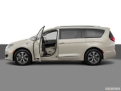 2017 Chrysler Pacifica Hybrid All Media: 1