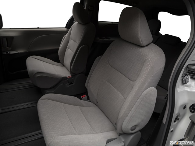2018 Toyota Sienna Ratings Expert Review Kelley Blue Book