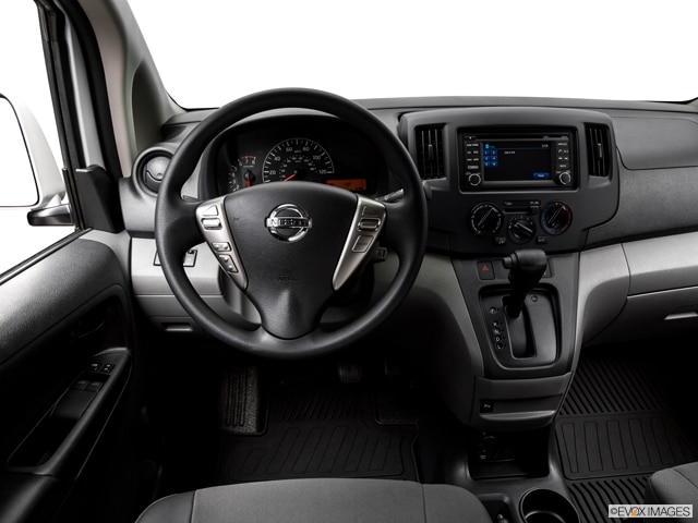 nissan nv 200 2018