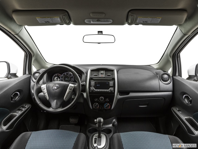 2018 nissan versa note sv hatchback