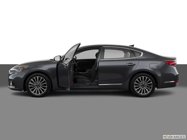 2018 Kia Cadenza Price, Value, Depreciation & Reviews | Kelley