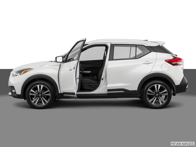 Used 2019 Nissan Kicks in London, Ontario. Selling for $22,499 with only  81,000 KM. View this Used SUV / Crossover and contact Sport Motors.