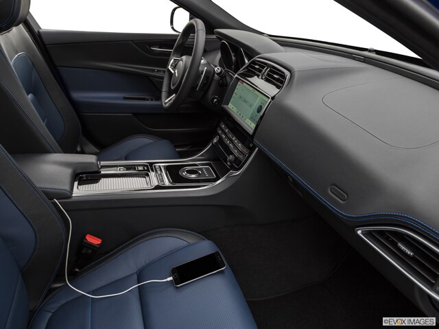 2019 Jaguar XE Price, Value, Depreciation & Reviews | Kelley