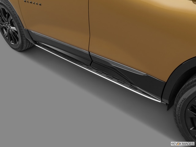 2020 chevy blazer running boards