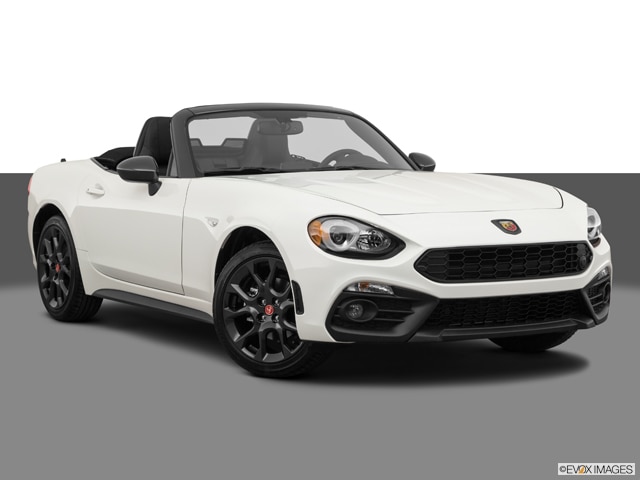 2020 Fiat 124 Spider: Lowest Cost to Own Among Sports Cars - Kelley Blue  Book