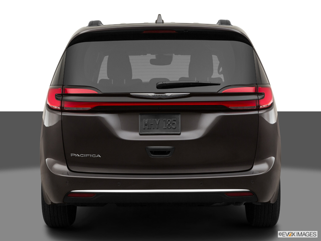 2022 pacifica msrp