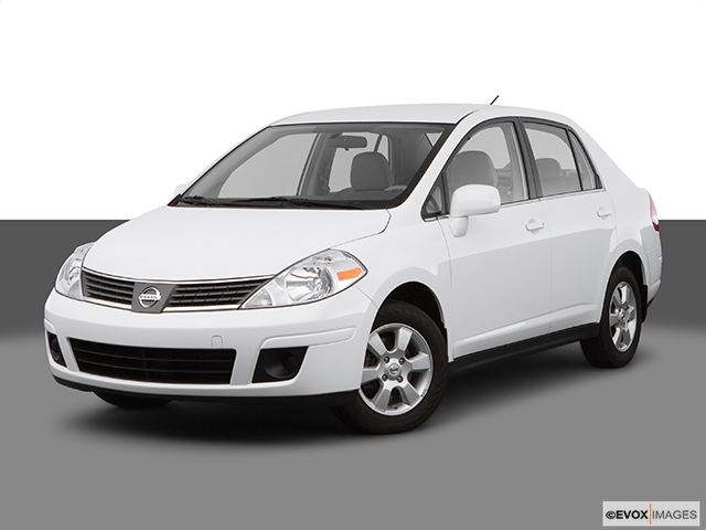 Nissan versa 2008