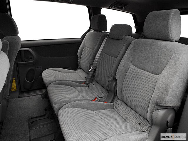 2008 toyota sienna minivan