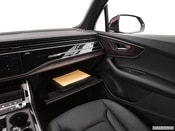 2022 Audi Q7 Interior: 0