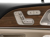 2022 Mercedes-Benz GLE Interior: 0
