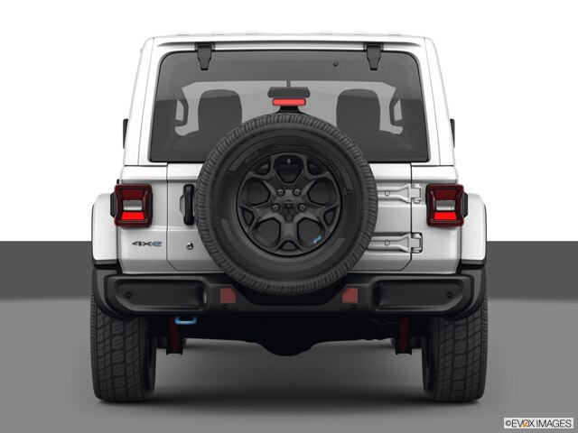 https://file.kelleybluebookimages.com/kbb/base/evox/StJ/51064/2022-Jeep-Wrangler%20Unlimited%204xe-rear-view_51064_119_640x480.jpg