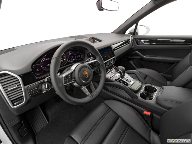 2023 Porsche Cayenne Interior: 0