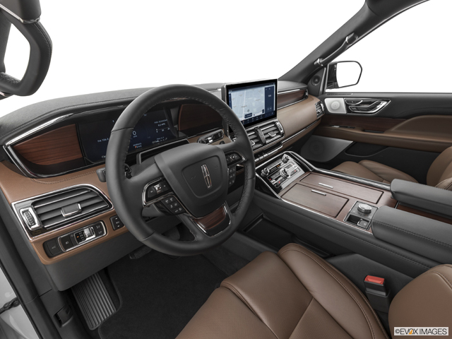 2023 Lincoln Navigator Interior: 0