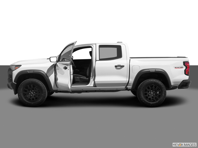 2024 Chevrolet Colorado Crew Cab All Media: 1