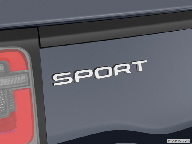 2024 Land Rover Discovery Sport Exterior: 1