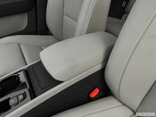 2025 Volvo XC40 Interior: 0