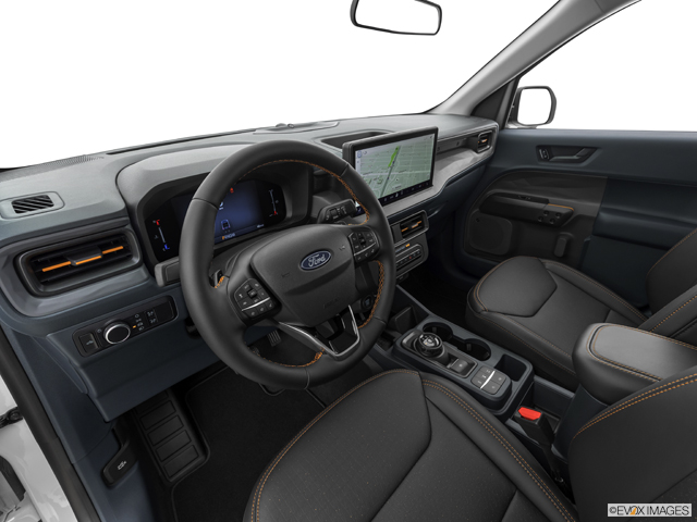 2025 Ford Maverick Interior: 0