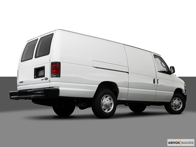 2009 ford econoline cargo van