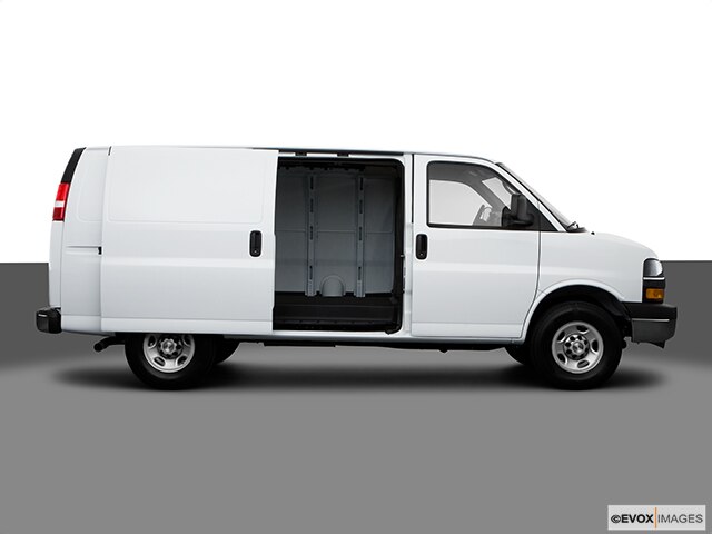 2009 chevrolet express 1500 cargo van