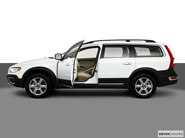 Used 10 Volvo Xc70 3 2 Wagon 4d Prices Kelley Blue Book