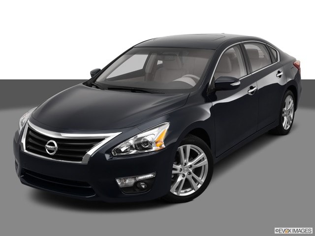 2013 black altima