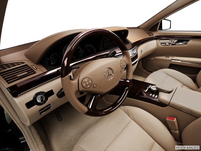 2011 s  class interior