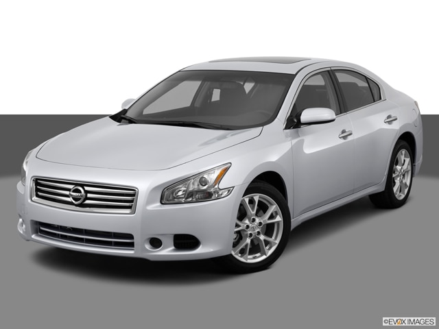 2013 nissan maxima cost