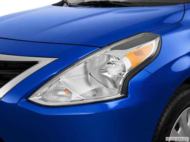 blue book nissan versa 2015