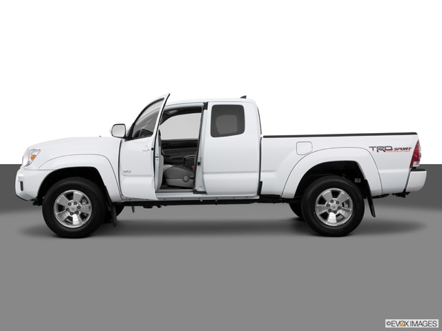 2015 Toyota Tacoma Values & Cars for Sale | Kelley Blue Book