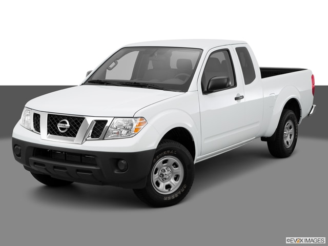 nissan pickup 2015